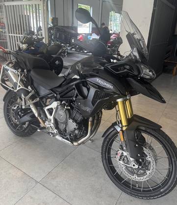 TRIUMPH TIGER 1200 BLACK EDITION 